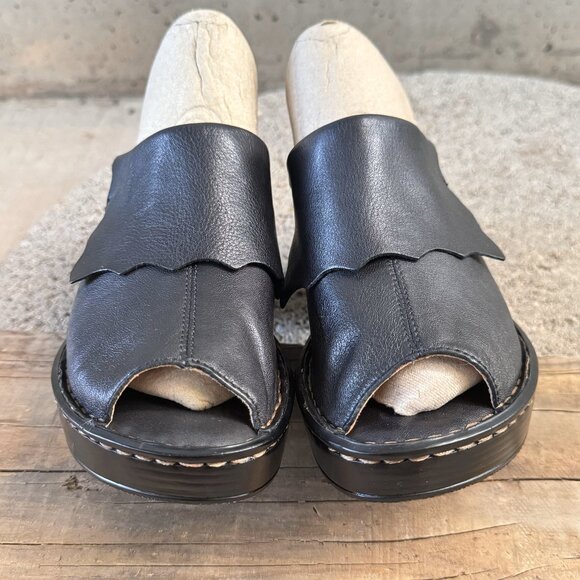 BORN WOMEN'S BLACK LEATHER HEEL SLIP-ON COMFORT SHOES SIZE 6 - Picture 2 of 16